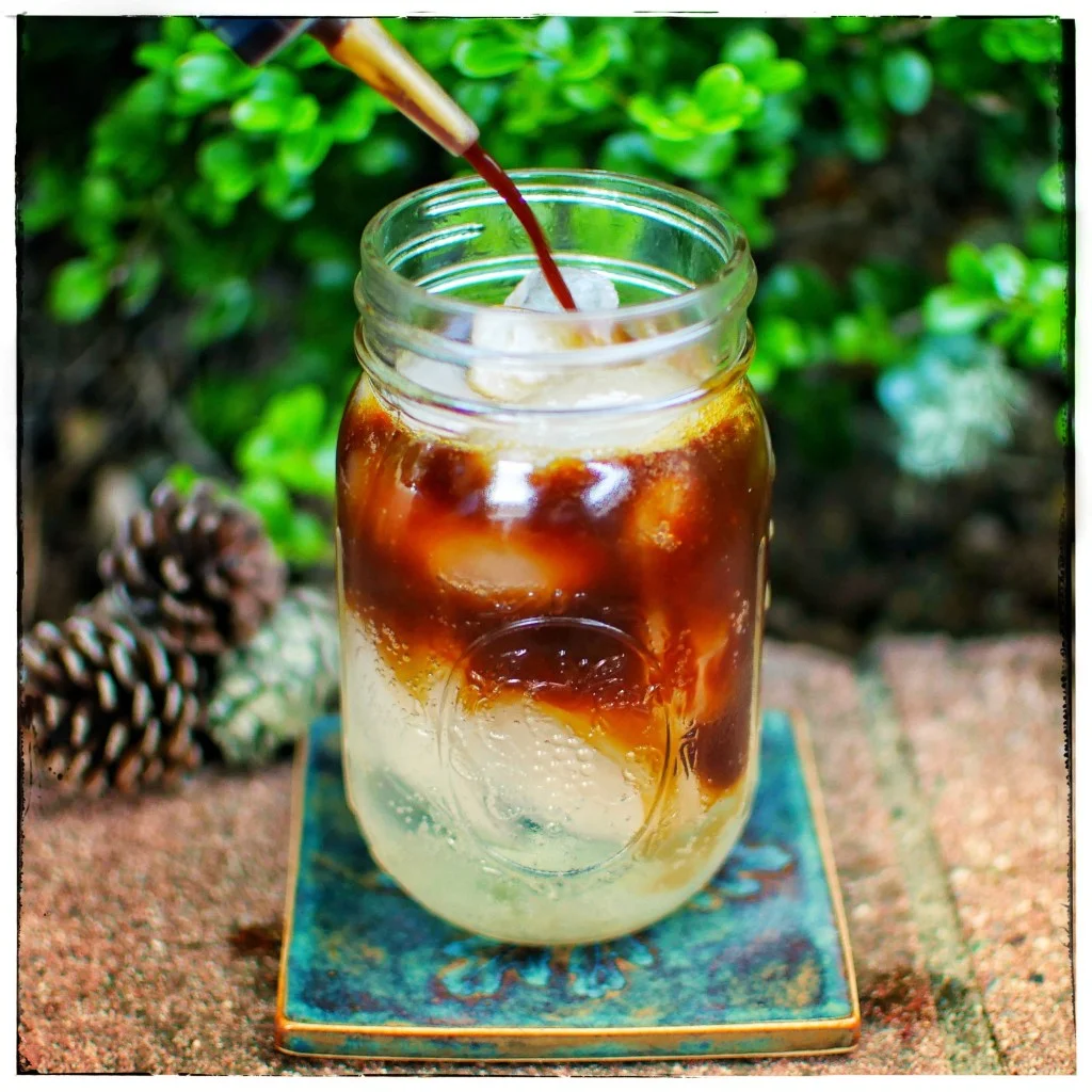 Espresso Tonic with bubbles